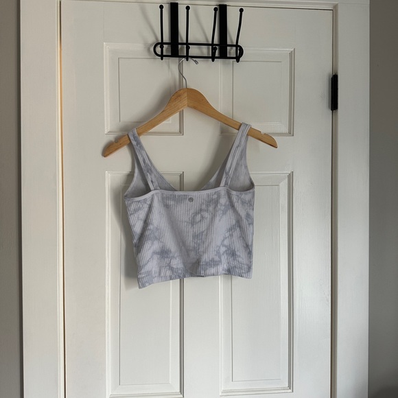 Althletic Workout Crop Top Tank Top, Size Medium - Picture 2 of 2